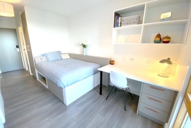 1 bed flat, Green Lanes, Newington Green, London, N169BS - Image 1